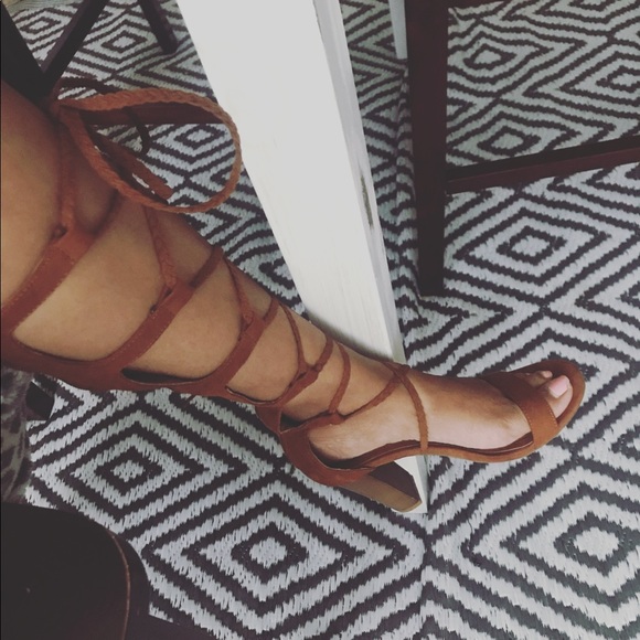 BAMBOO Shoes - Sexy Tie Up Chucky Heels